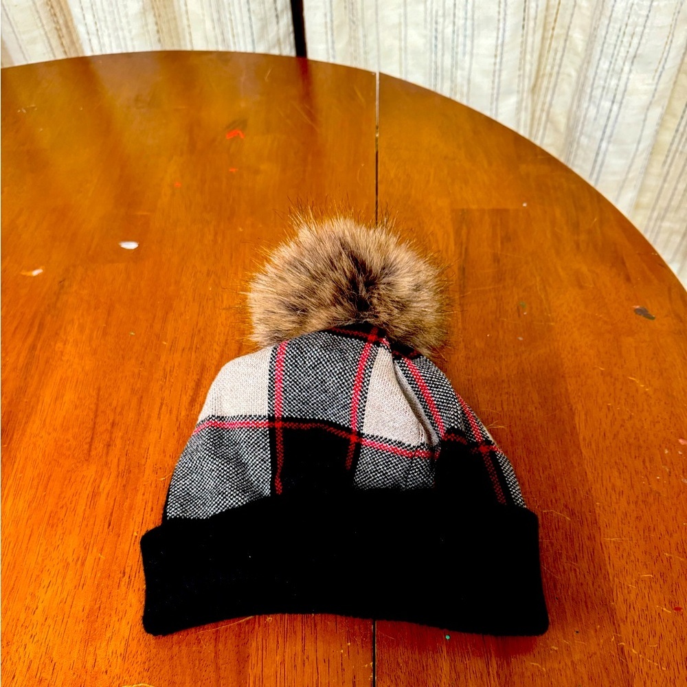 Rachel Zoe soft rayon poly plaid pompom hat